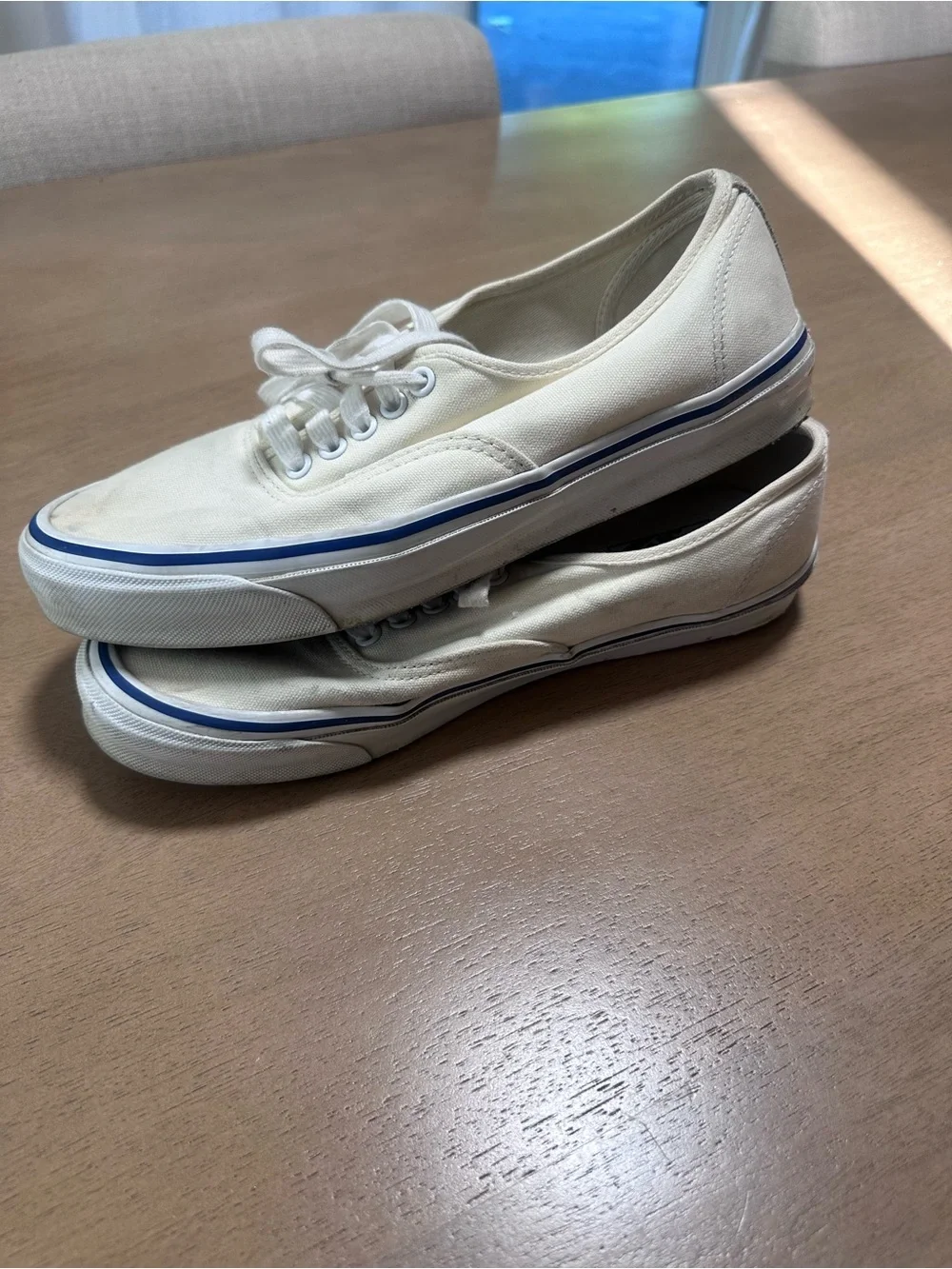 Vans Authentic OG White Canvas Sneakers Men’s 10.5 Women’s 12